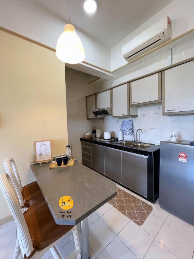 1 Bedroom Apartment, Melaka Cbd Town Center- Hosted By Private Locals Resident, Balcony With City Skyline View Or Seaview, Opposite Malls, Tv Box, 5 Minutes To Jonker Street, Malacca Exterior foto