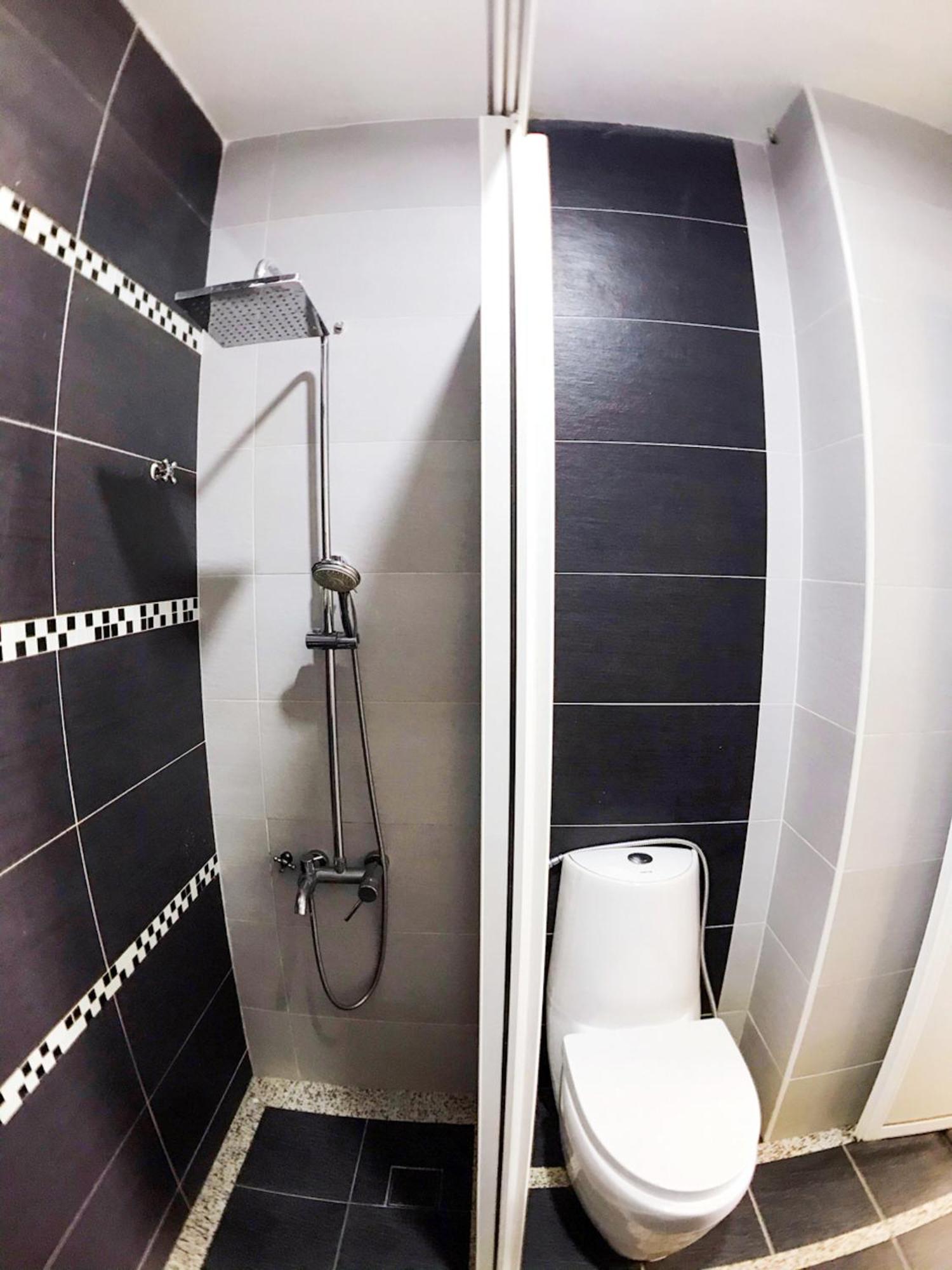1 Bedroom Apartment, Melaka Cbd Town Center- Hosted By Private Locals Resident, Balcony With City Skyline View Or Seaview, Opposite Malls, Tv Box, 5 Minutes To Jonker Street, Malacca Exterior foto